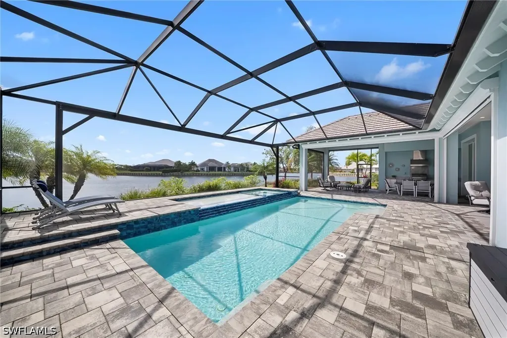 6076 Lucaya Way Naples FL 34113