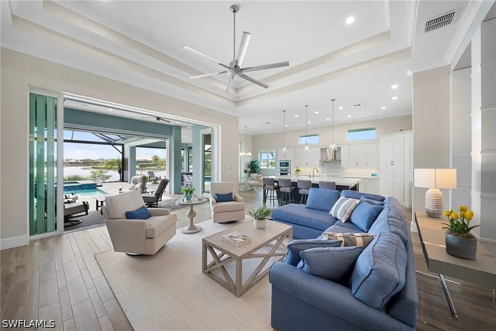 6076 Lucaya Way Naples FL 34113