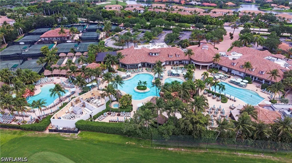 7643 Cottesmore Drive Naples FL 34113