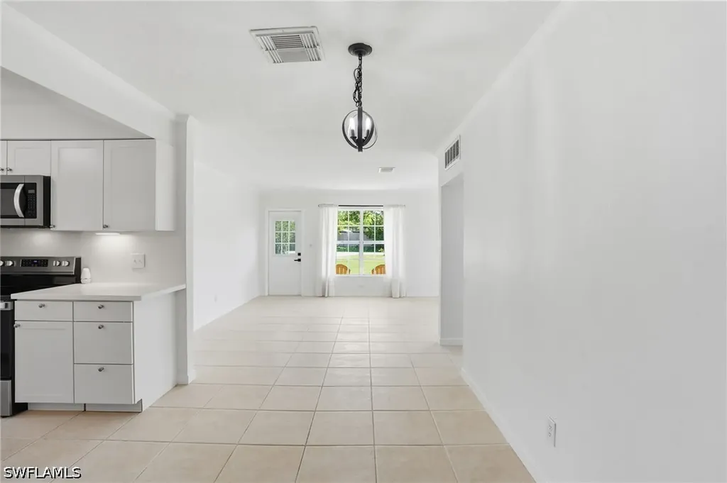 9920 Almetta Avenue Fort Myers FL 33919