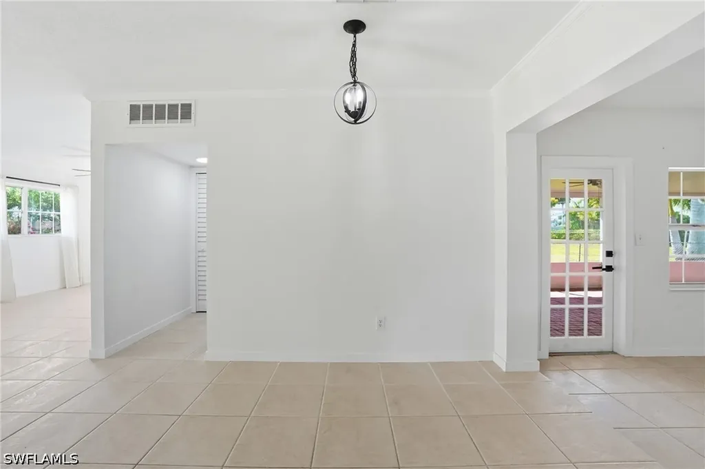 9920 Almetta Avenue Fort Myers FL 33919