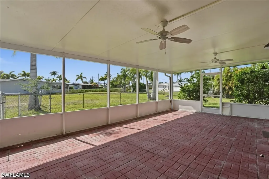 9920 Almetta Avenue Fort Myers FL 33919