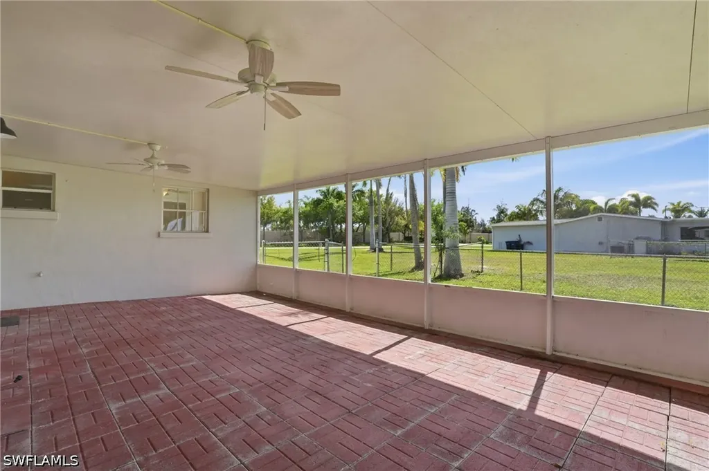 9920 Almetta Avenue Fort Myers FL 33919