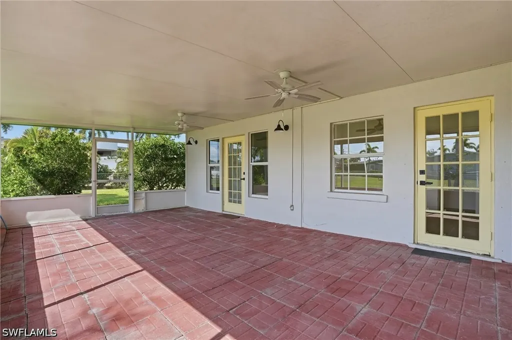 9920 Almetta Avenue Fort Myers FL 33919