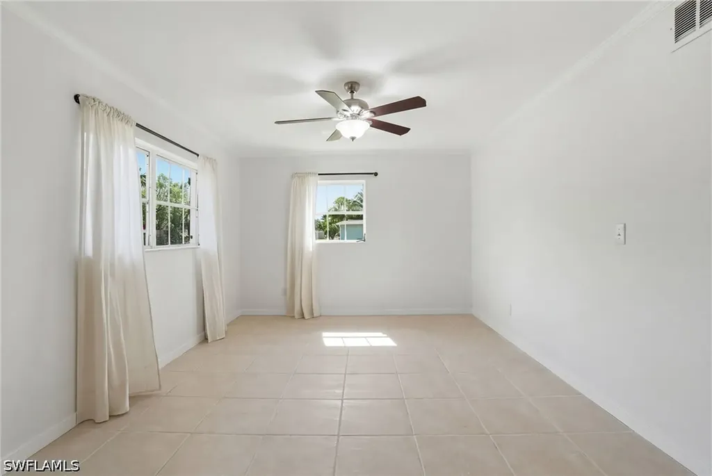 9920 Almetta Avenue Fort Myers FL 33919