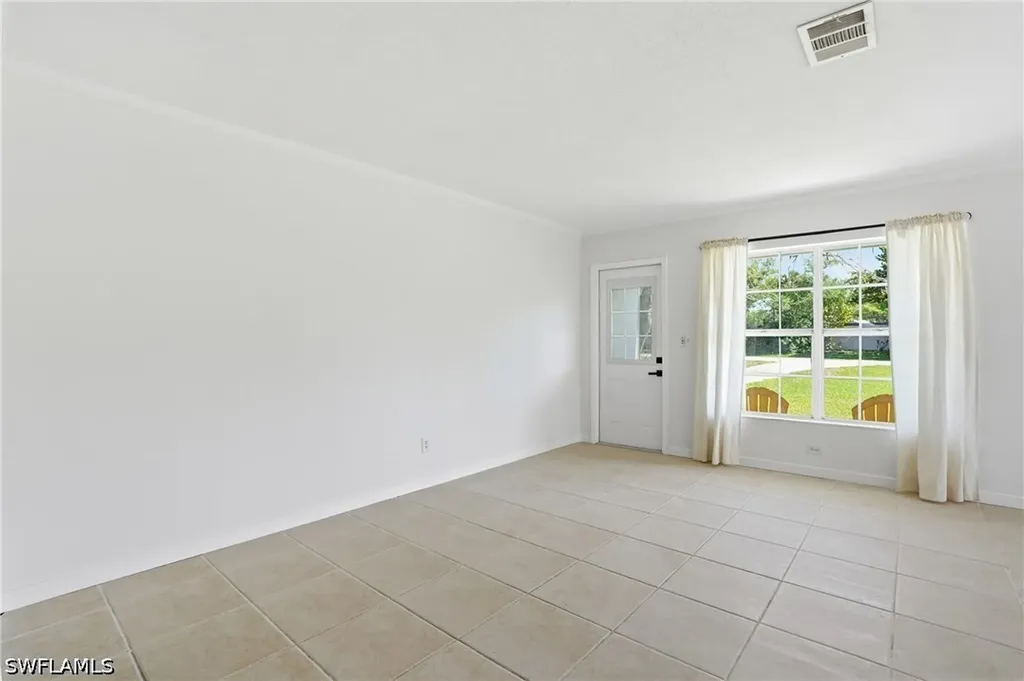 9920 Almetta Avenue Fort Myers FL 33919