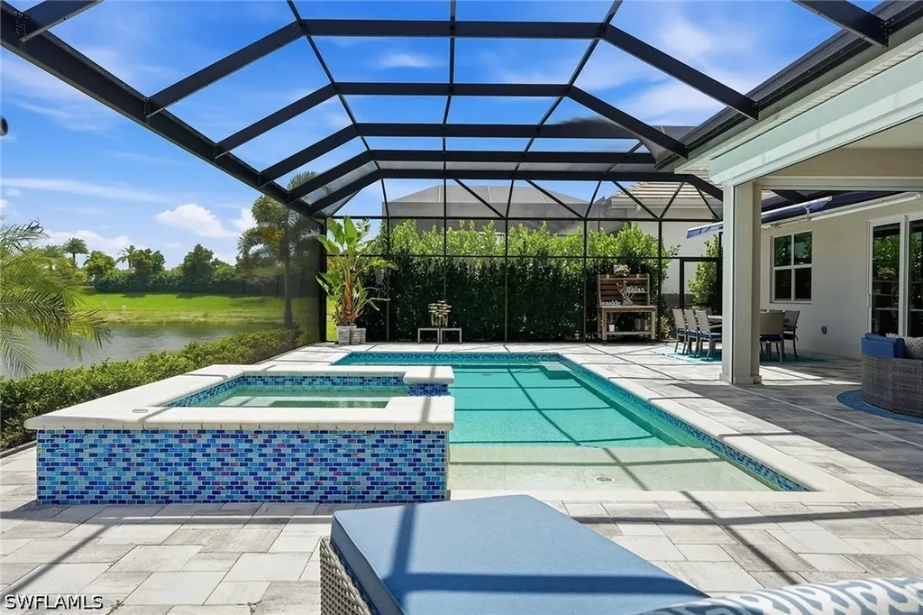 14386 Laguna Springs Lane Naples FL 34114