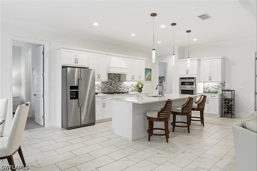 14386 Laguna Springs Lane Naples FL 34114