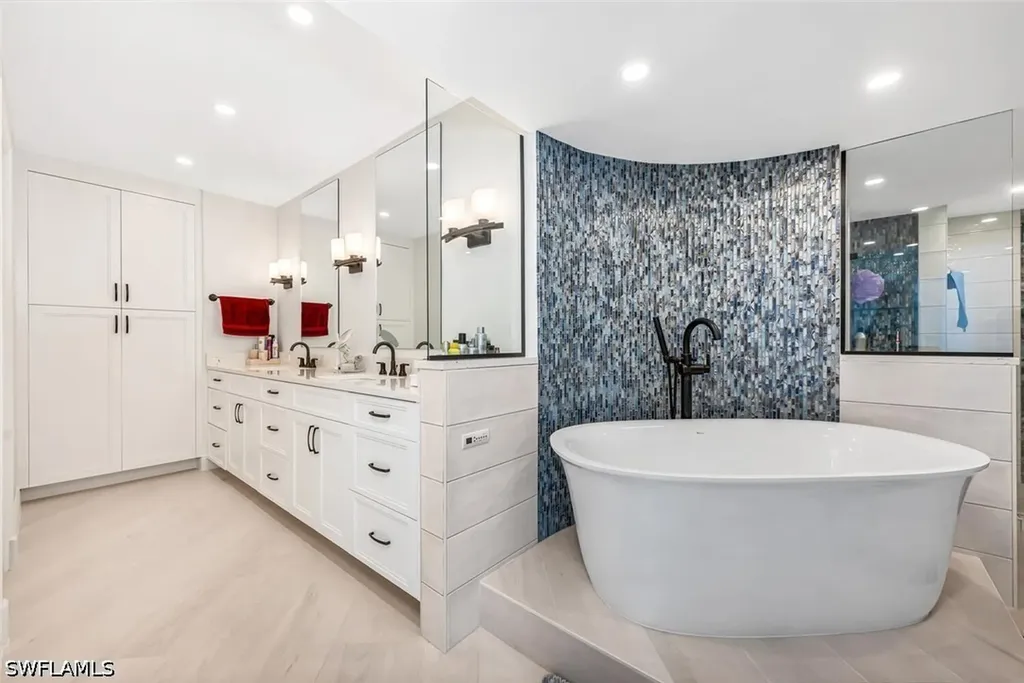 4401 Gulf Shore Boulevard N Naples FL 34103