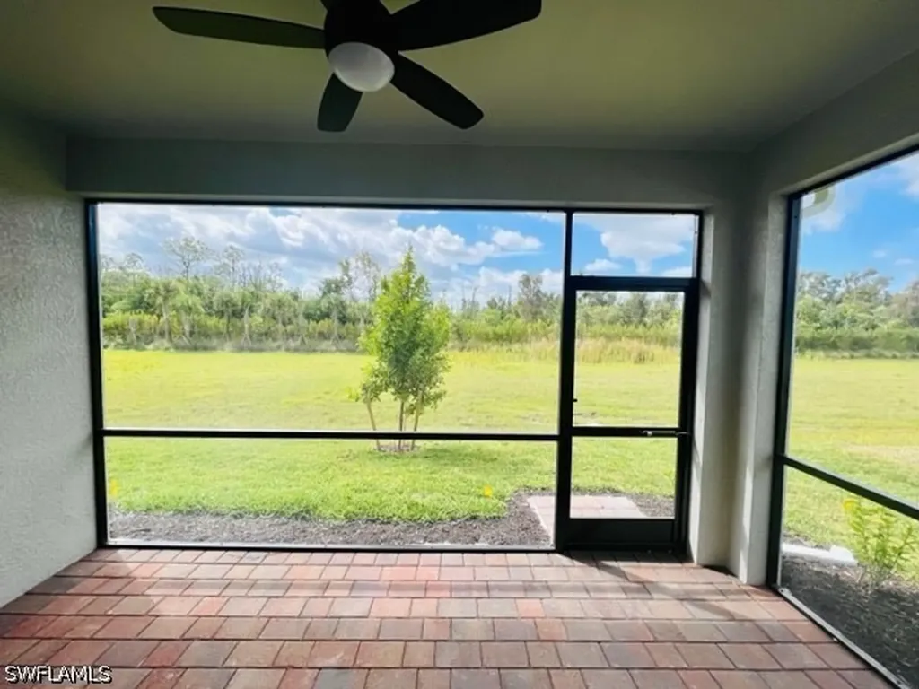 1066 Enbrook Loop Naples FL 34114