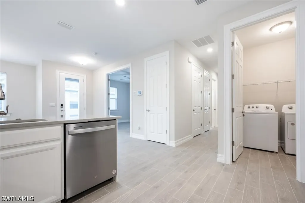 1066 Enbrook Loop Naples FL 34114