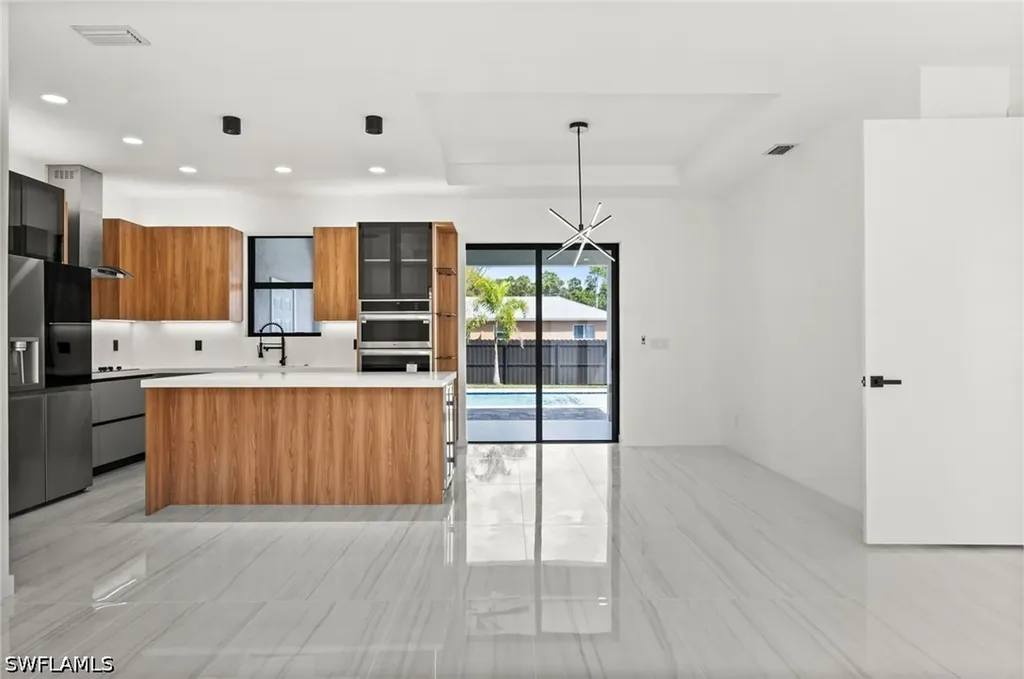 2519 NW 18th Place Cape Coral FL 33993