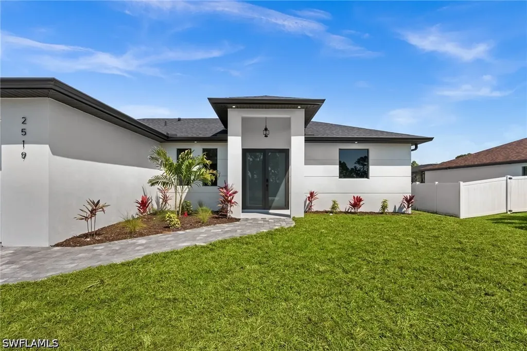 2519 NW 18th Place Cape Coral FL 33993