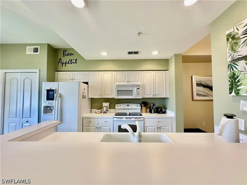 2700 Cypress Trace Circle Naples FL 34119