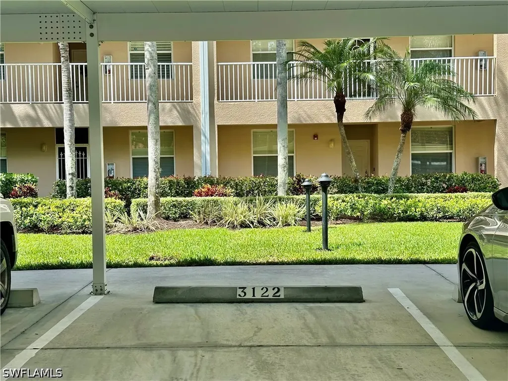 2700 Cypress Trace Circle Naples FL 34119