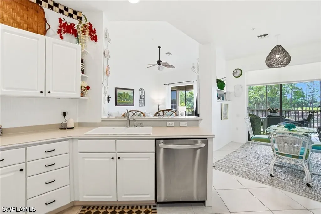 8430 Radcliffe Terrace Naples FL 34120