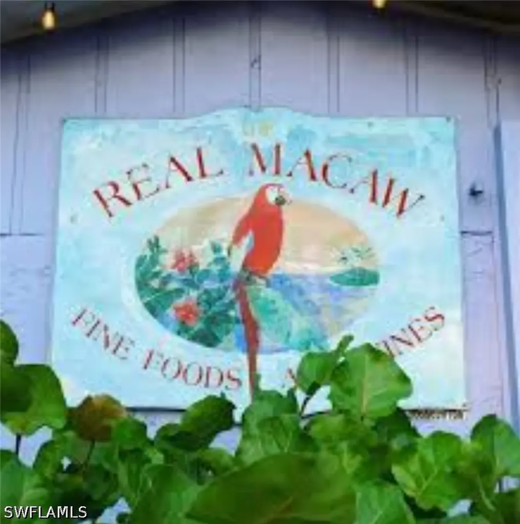 4084 New Moon Court Naples FL 34112