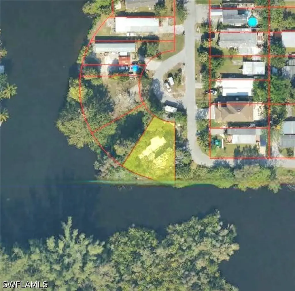 4084 New Moon Court Naples FL 34112