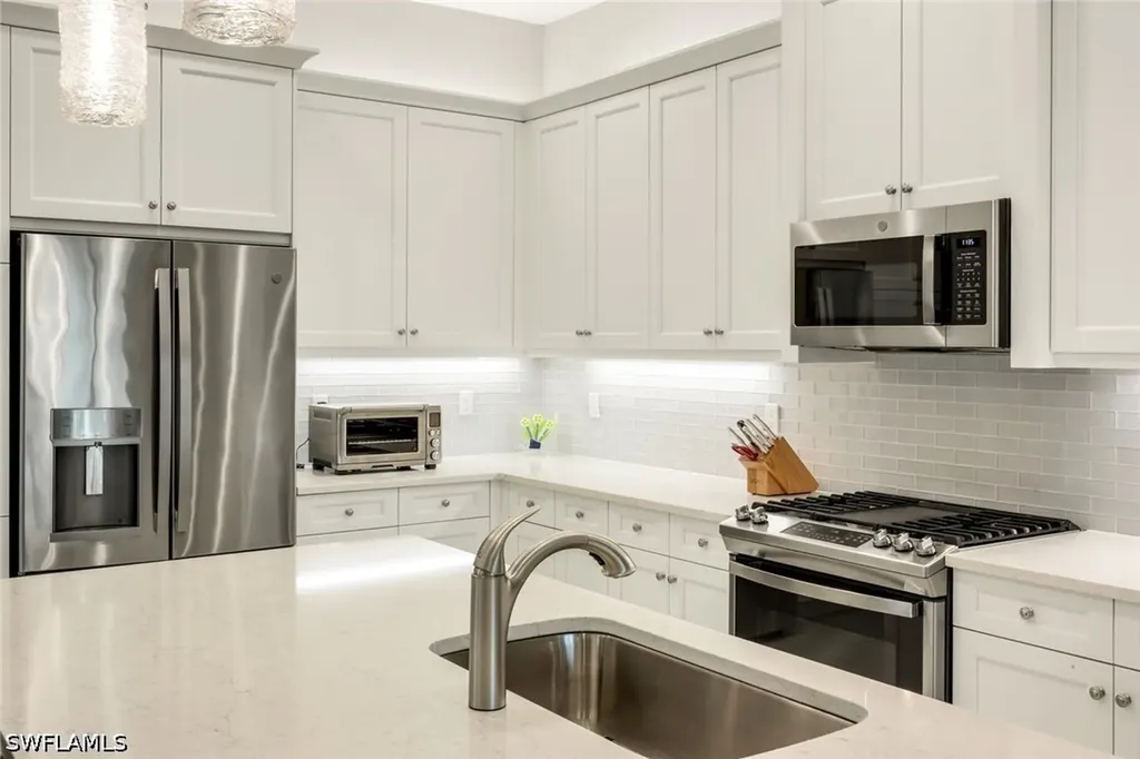 28558 Lobos Circle Bonita Springs FL 34135