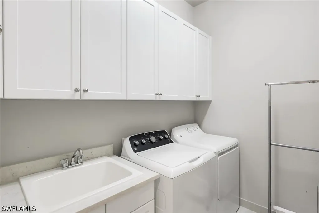 28558 Lobos Circle Bonita Springs FL 34135