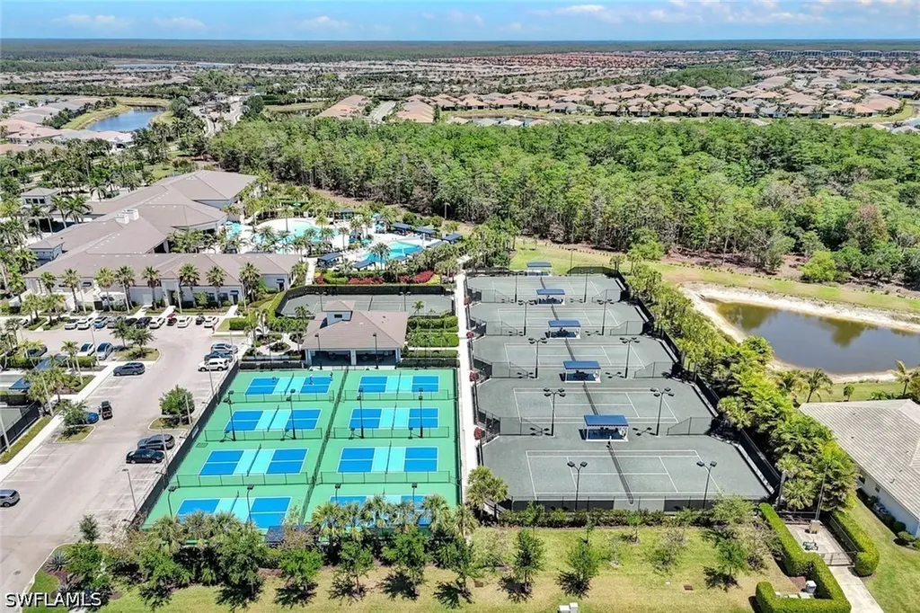 28558 Lobos Circle Bonita Springs FL 34135