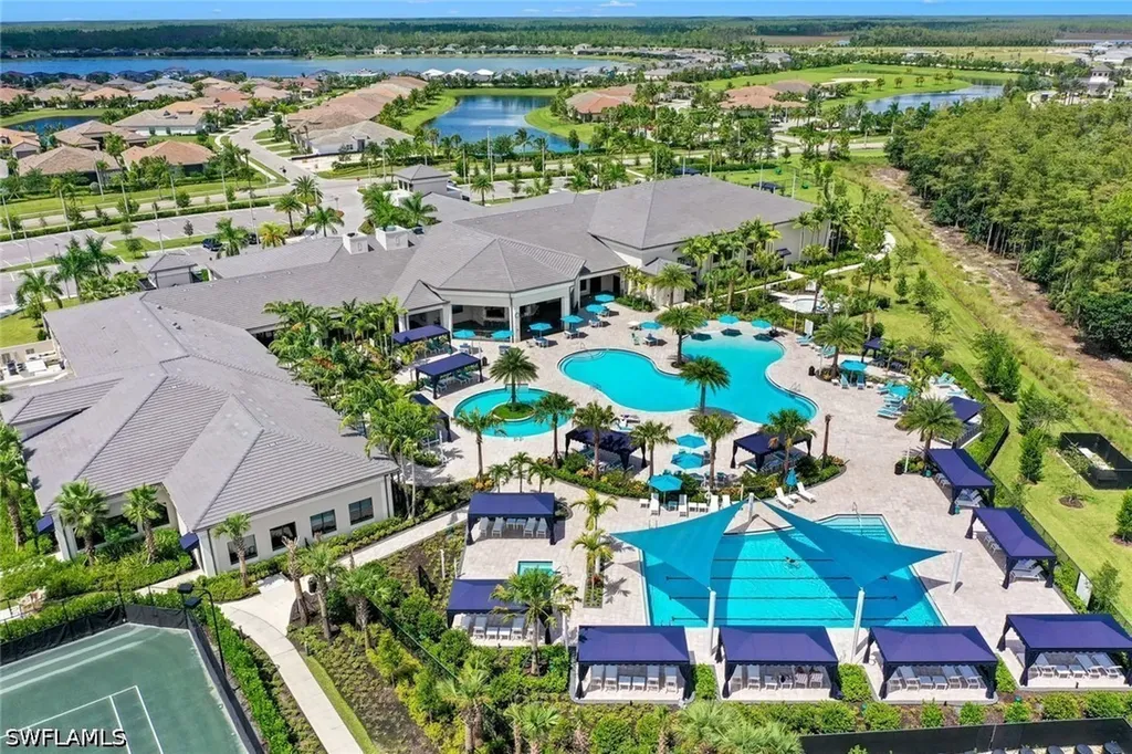 28558 Lobos Circle Bonita Springs FL 34135