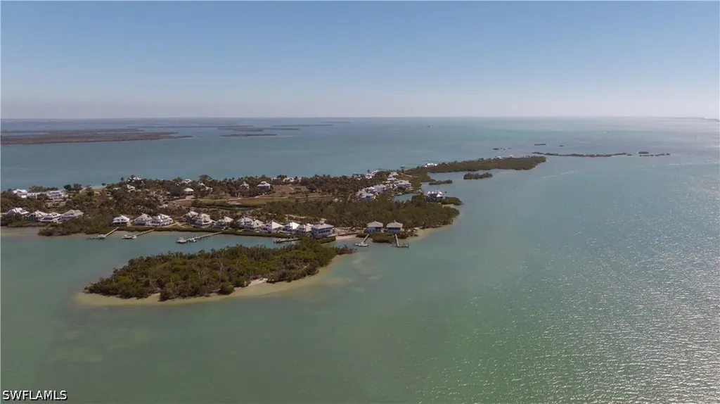 303 Useppa Useppa Island FL 33924