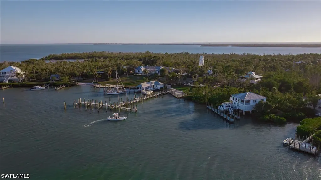 303 Useppa Useppa Island FL 33924