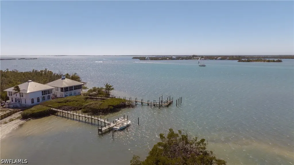 303 Useppa Useppa Island FL 33924