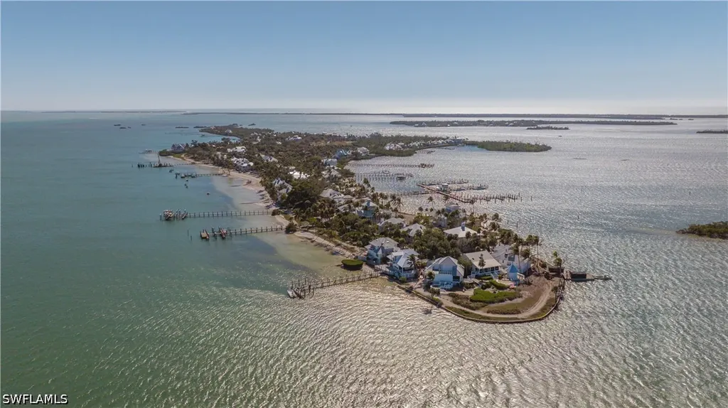 303 Useppa Useppa Island FL 33924