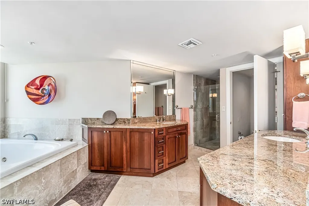 4021 Gulf Shore Boulevard N Naples FL 34103