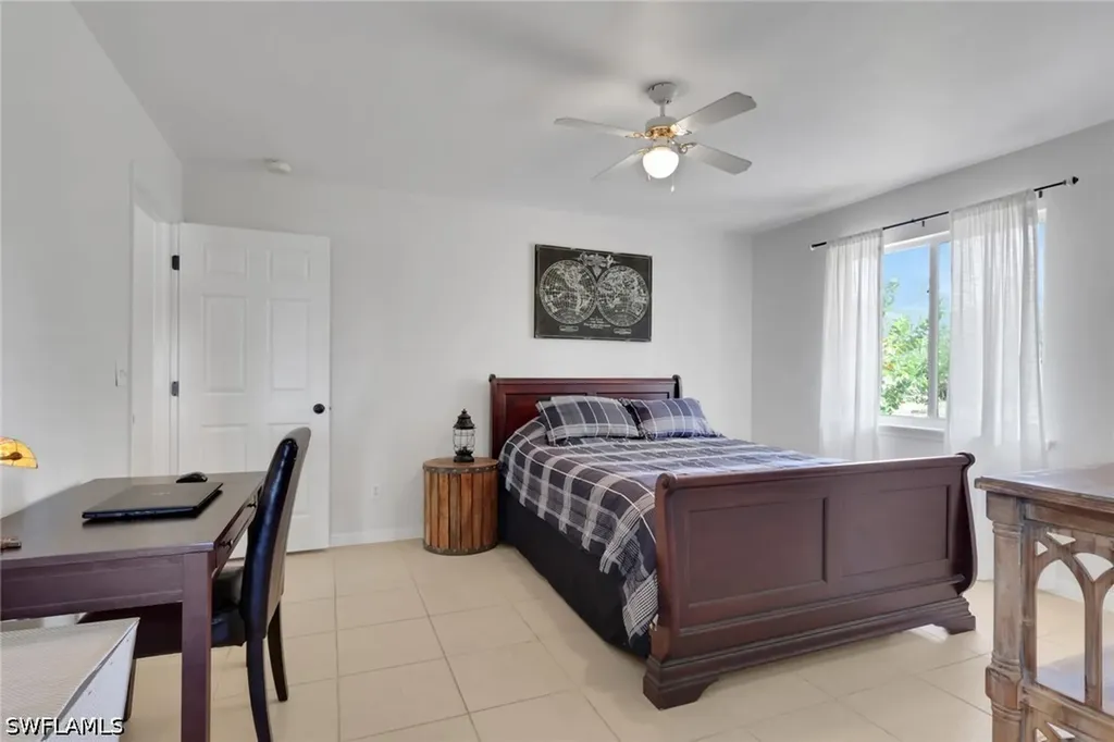 4560 18th Street NE Naples FL 34120