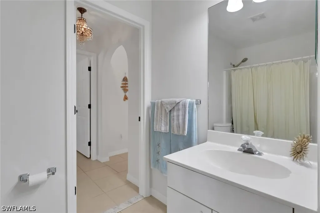 4560 18th Street NE Naples FL 34120