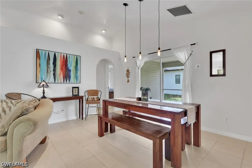 4560 18th Street NE Naples FL 34120