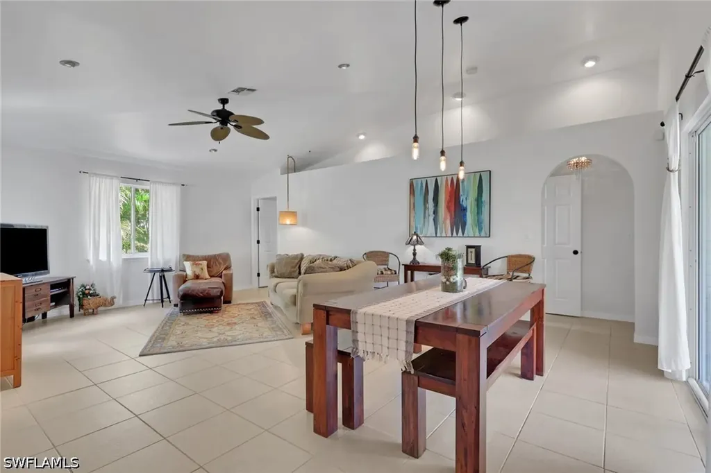 4560 18th Street NE Naples FL 34120