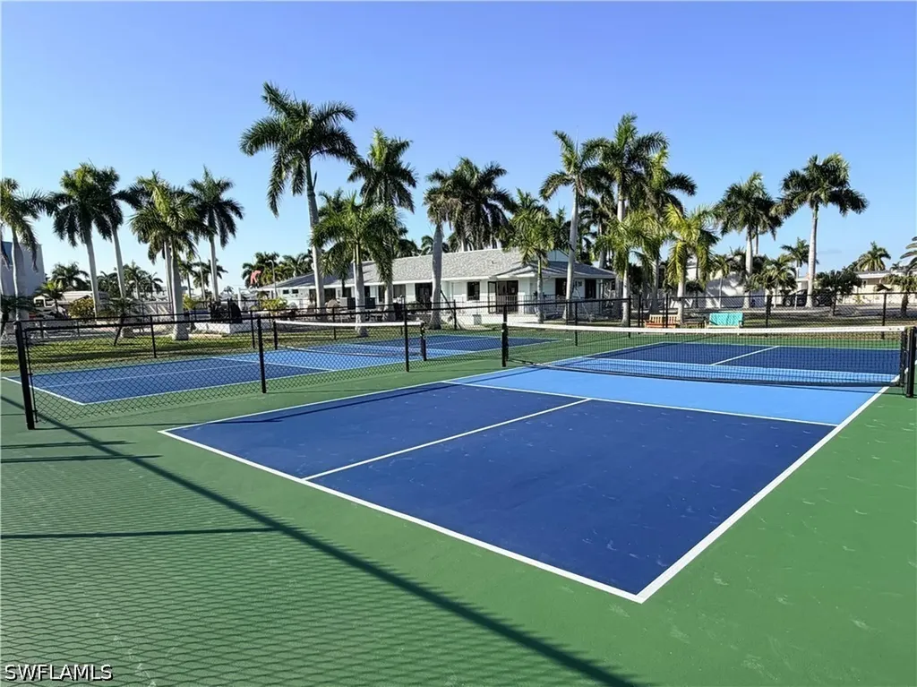 19 Spanish Main Fort Myers Beach FL 33931