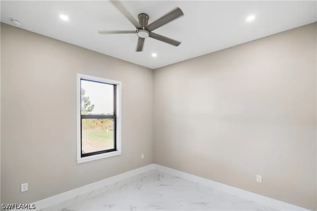 2813 19th Street SW Lehigh Acres FL 33976