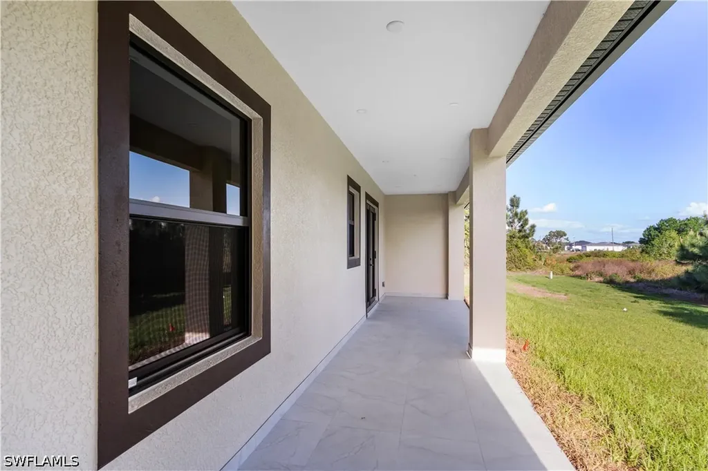 2813 19th Street SW Lehigh Acres FL 33976