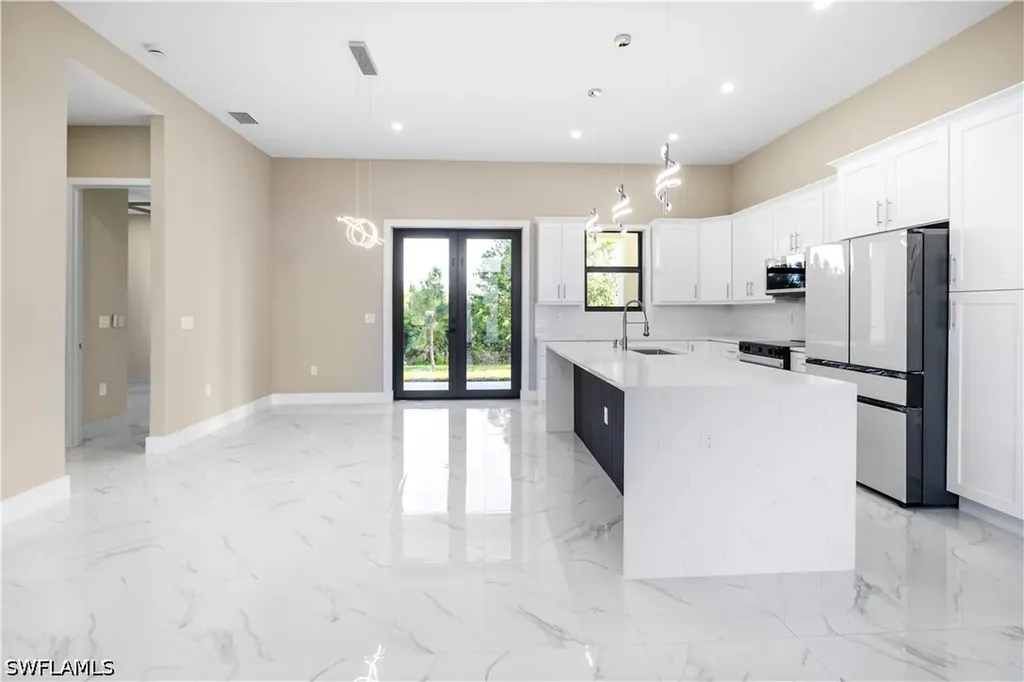 2813 19th Street SW Lehigh Acres FL 33976