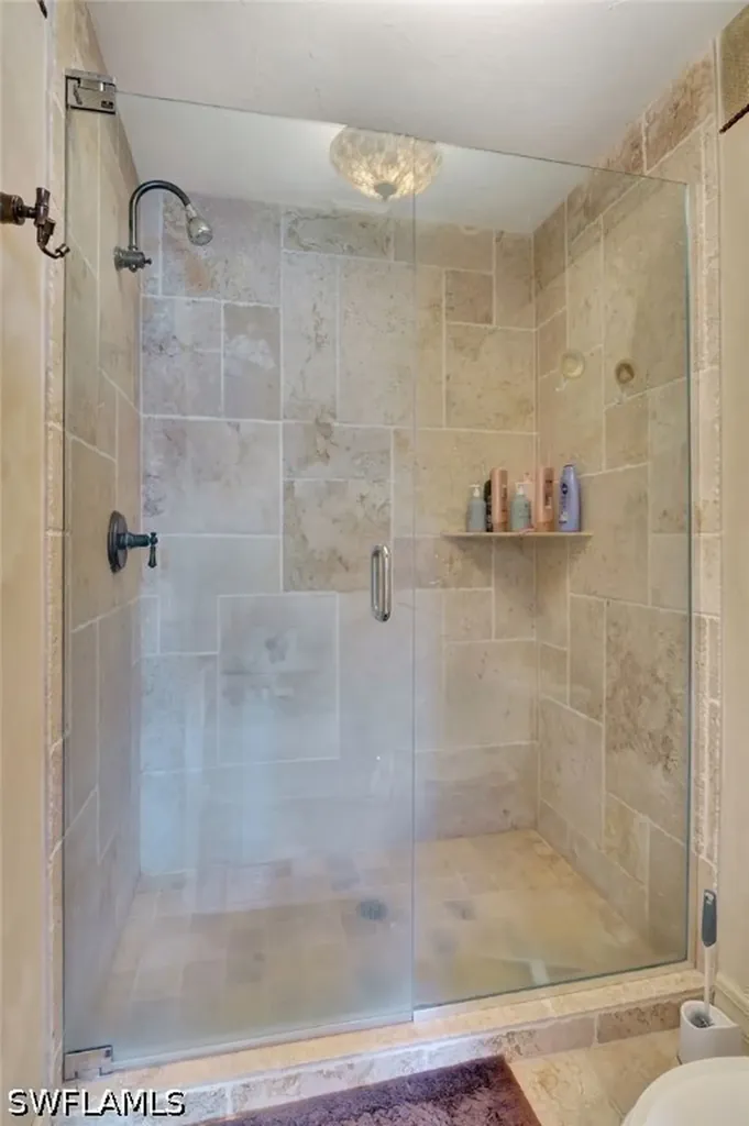 2103 Tama Circle Naples FL 34112