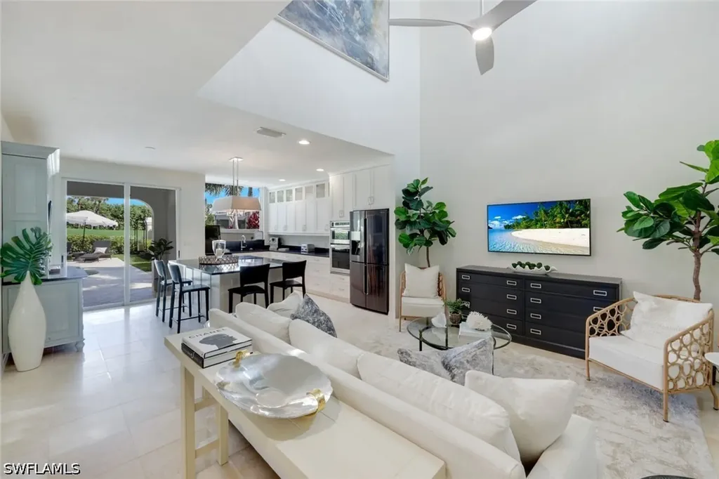 211 Via Napoli Naples FL 34105