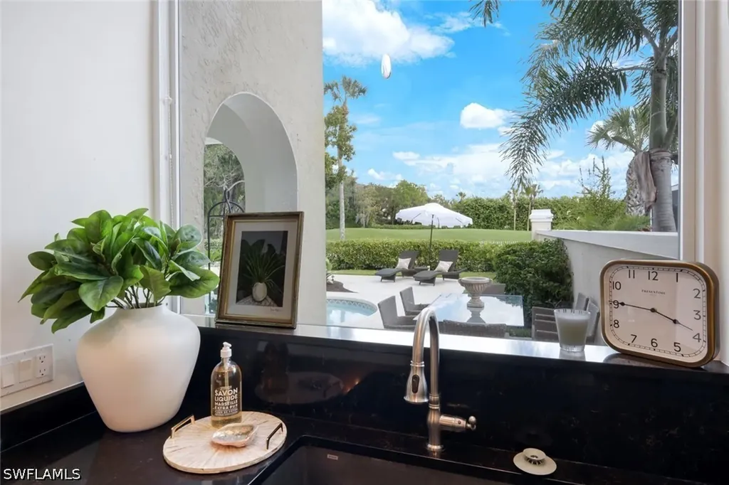 211 Via Napoli Naples FL 34105