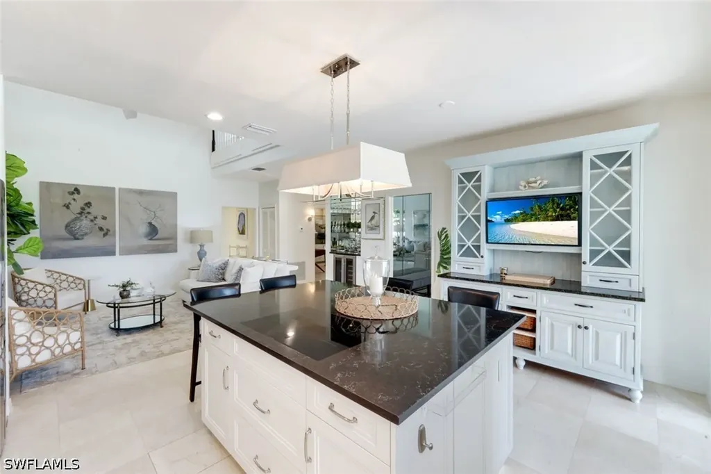 211 Via Napoli Naples FL 34105