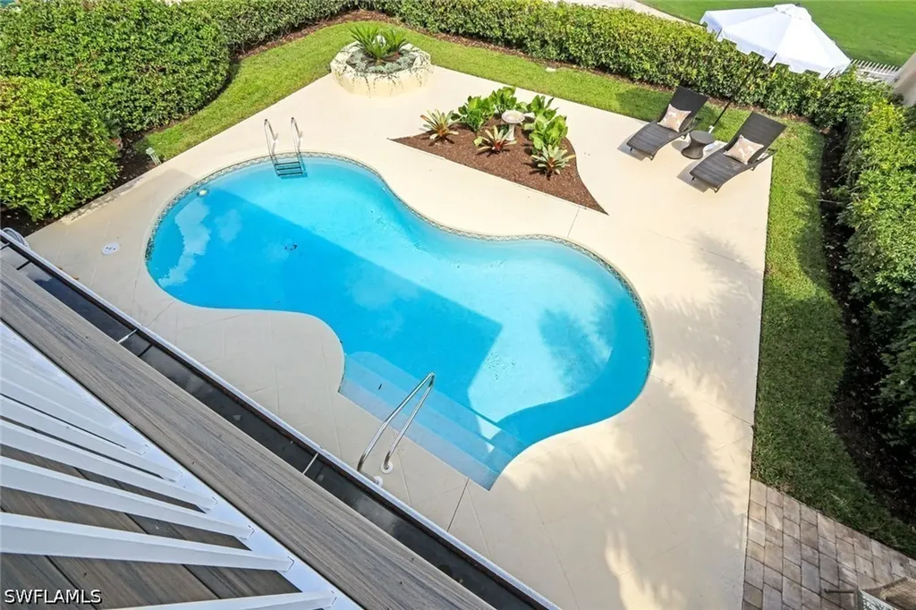 211 Via Napoli Naples FL 34105