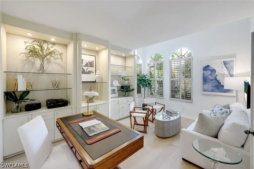 211 Via Napoli Naples FL 34105