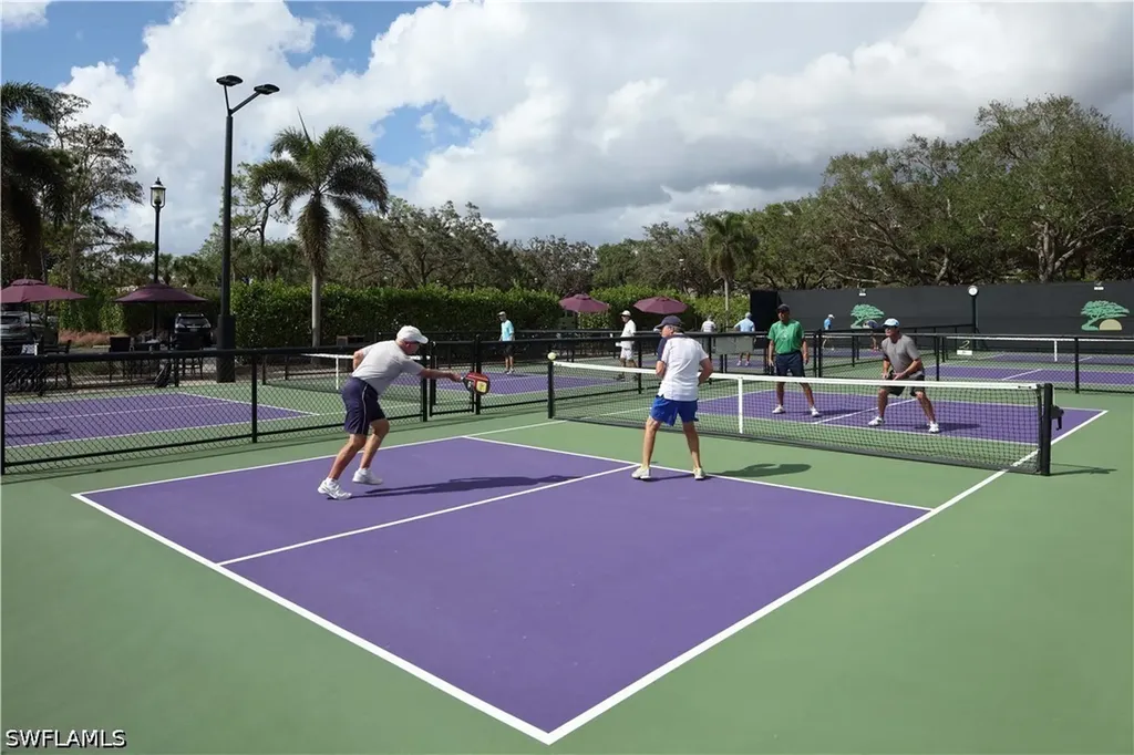211 Via Napoli Naples FL 34105