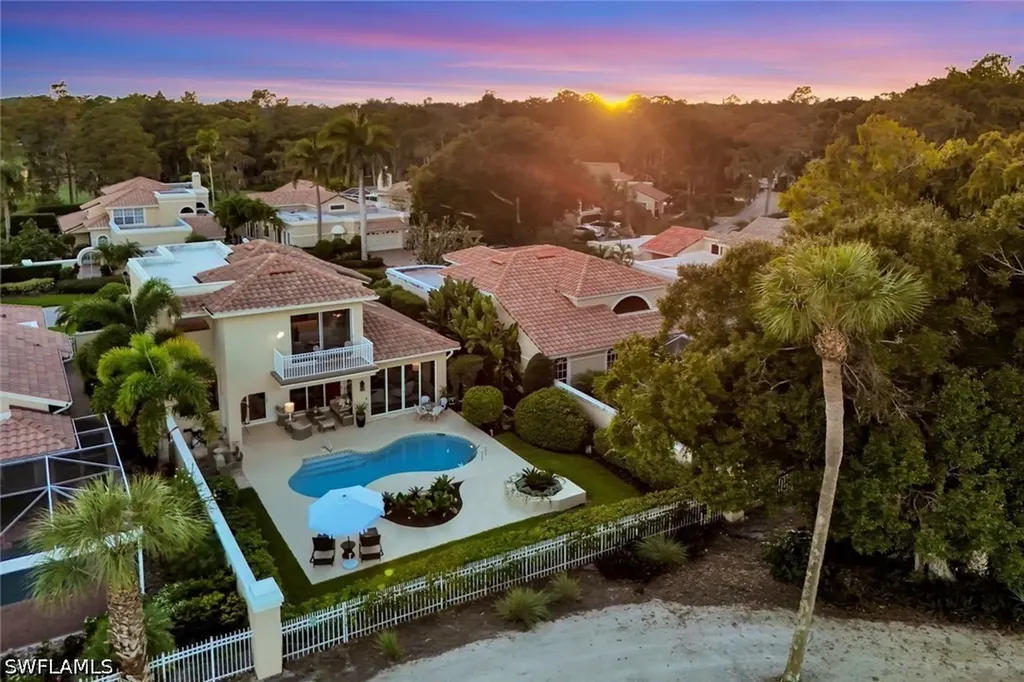 211 Via Napoli Naples FL 34105
