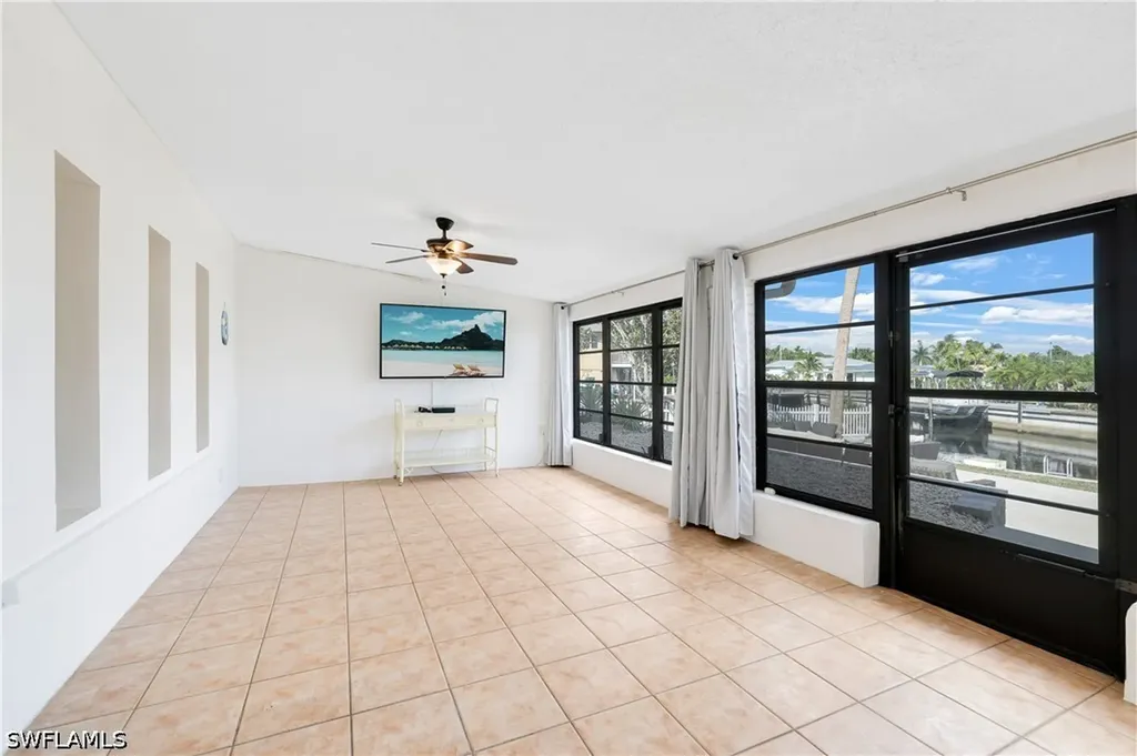 3461 Lakeview Drive Naples FL 34112