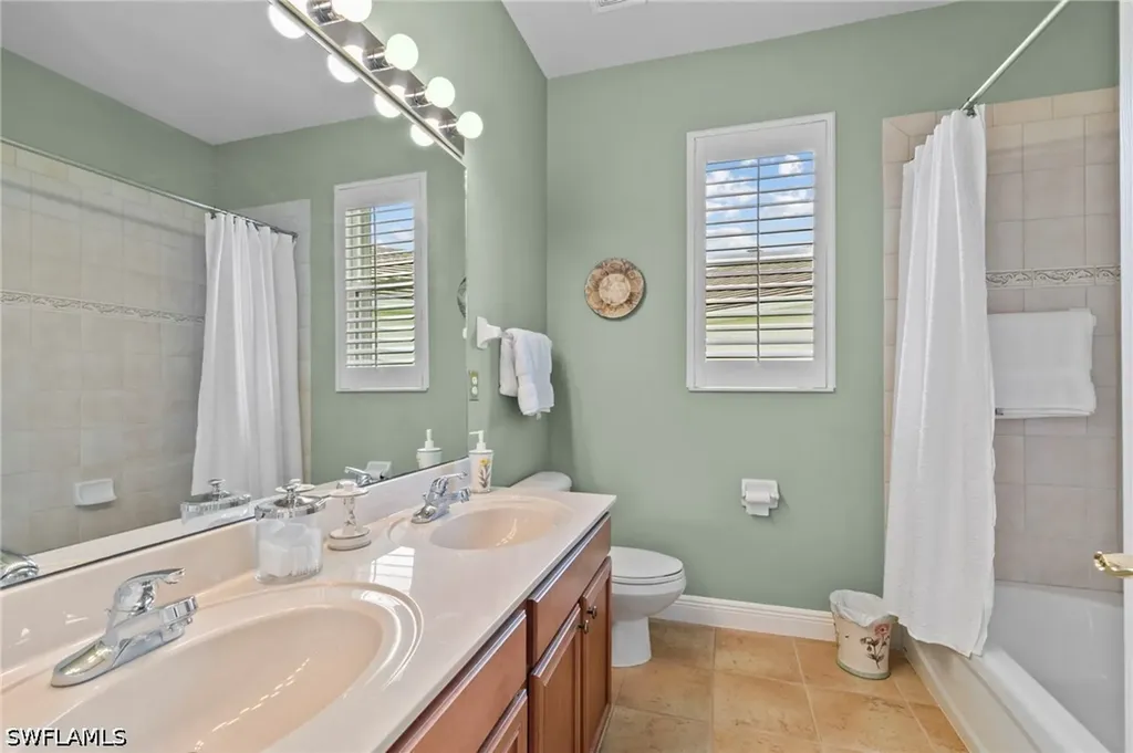 4924 Sedgewood Lane Naples FL 34112