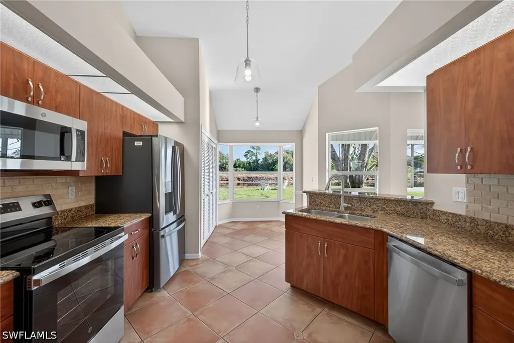 1327 Monarch Circle Naples FL 34116